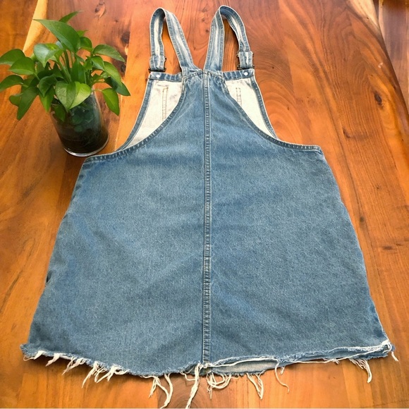 Bluenotes Oversized Slouchy Light Washed Relaxed Fit Casual Overall Denim Dress. - Picture 7 of 12